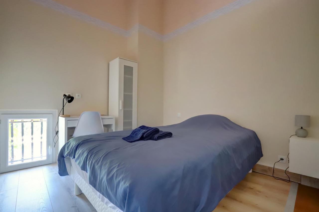 Gîte la grappe Occitane - 14 personnes - piscine privée Ambres Esterno foto